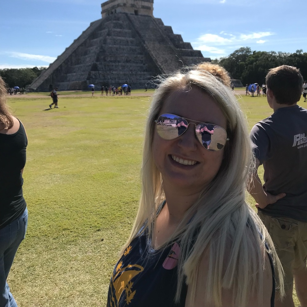 Meet your Posher, Allison